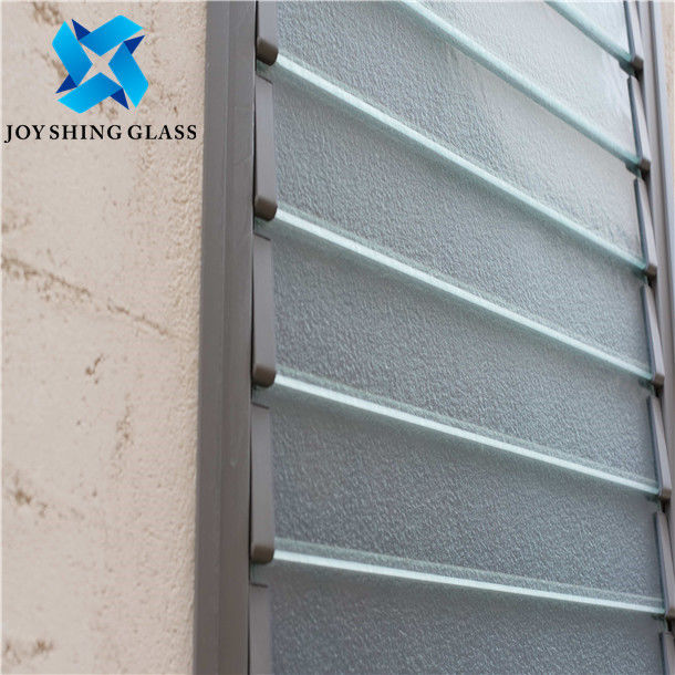 Tấm kính nhiều lớp Louver Độ dày tùy chỉnh Kích thước Màu sắc Hình dạng