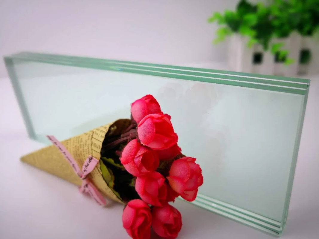 Kính an toàn 6mm, 8mm, 10mm có chứng nhận CE sử dụng cho nhà bếp và phòng tắm