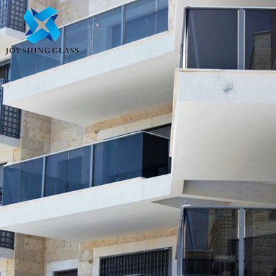 Tùy chỉnh 13.14mm Euro Grey Tempered Laminated Glass Balcony