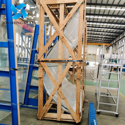 Thủy tinh Laminated 17,52mm Ultra Clear Curved Tempered