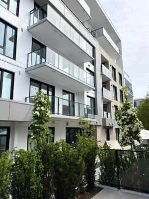 Cửa tắm cửa cầu thang ngăn chắn cong Sgp Laminated chống đạn thủy tinh nhựa